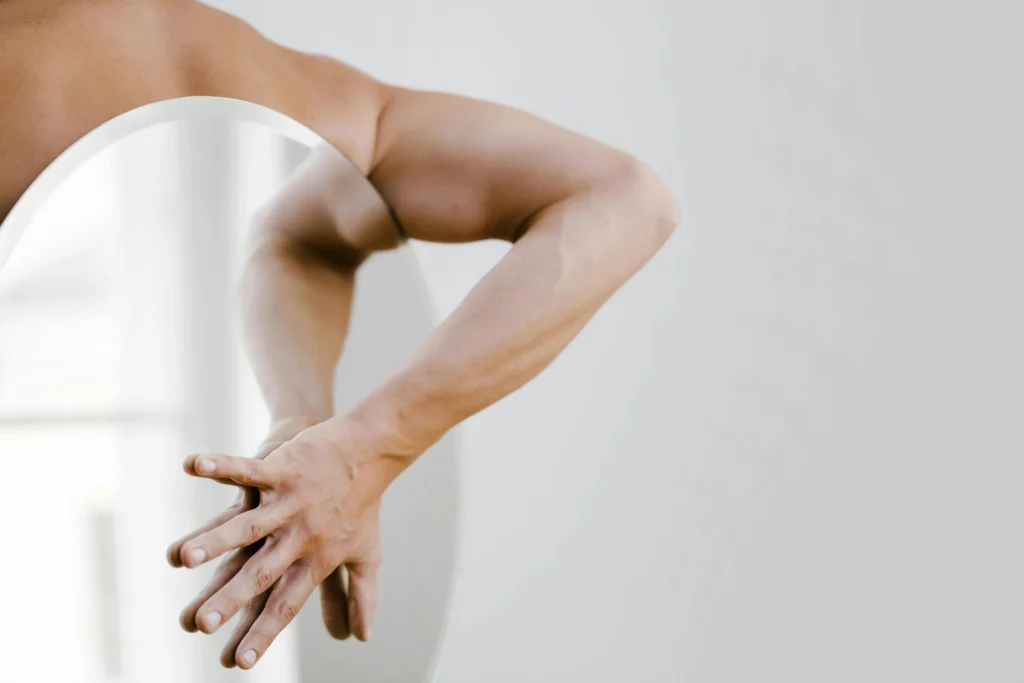 Chiropractic massage's benefits to the spine.