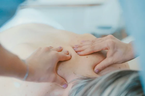 Chiropractor in Gaithersburg.