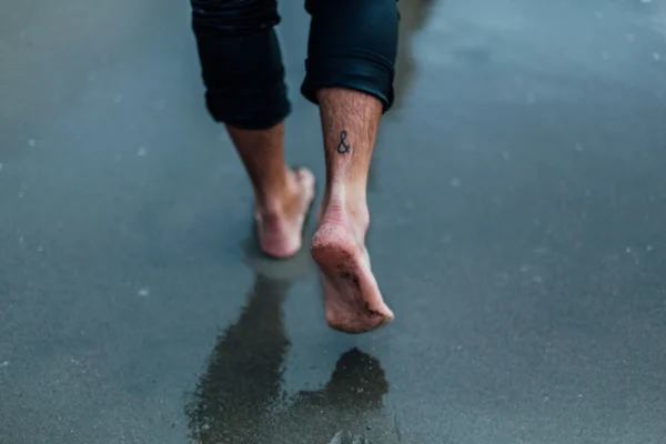 Chiropractor help for flat feet.